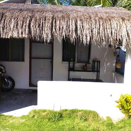 Lunazul Eco-Cabana Frente Al Mar Mahahual Εξωτερικό φωτογραφία