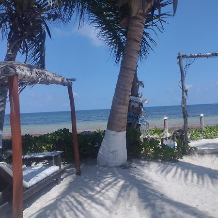 Lunazul Eco-Cabana Frente Al Mar Mahahual Εξωτερικό φωτογραφία