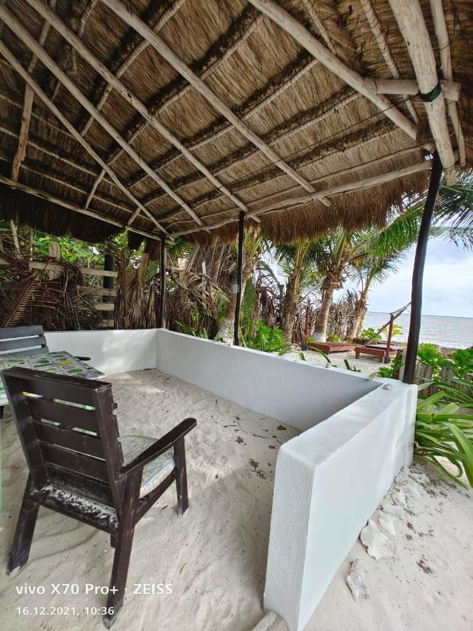 Lunazul Eco-Cabana Frente Al Mar Mahahual Εξωτερικό φωτογραφία