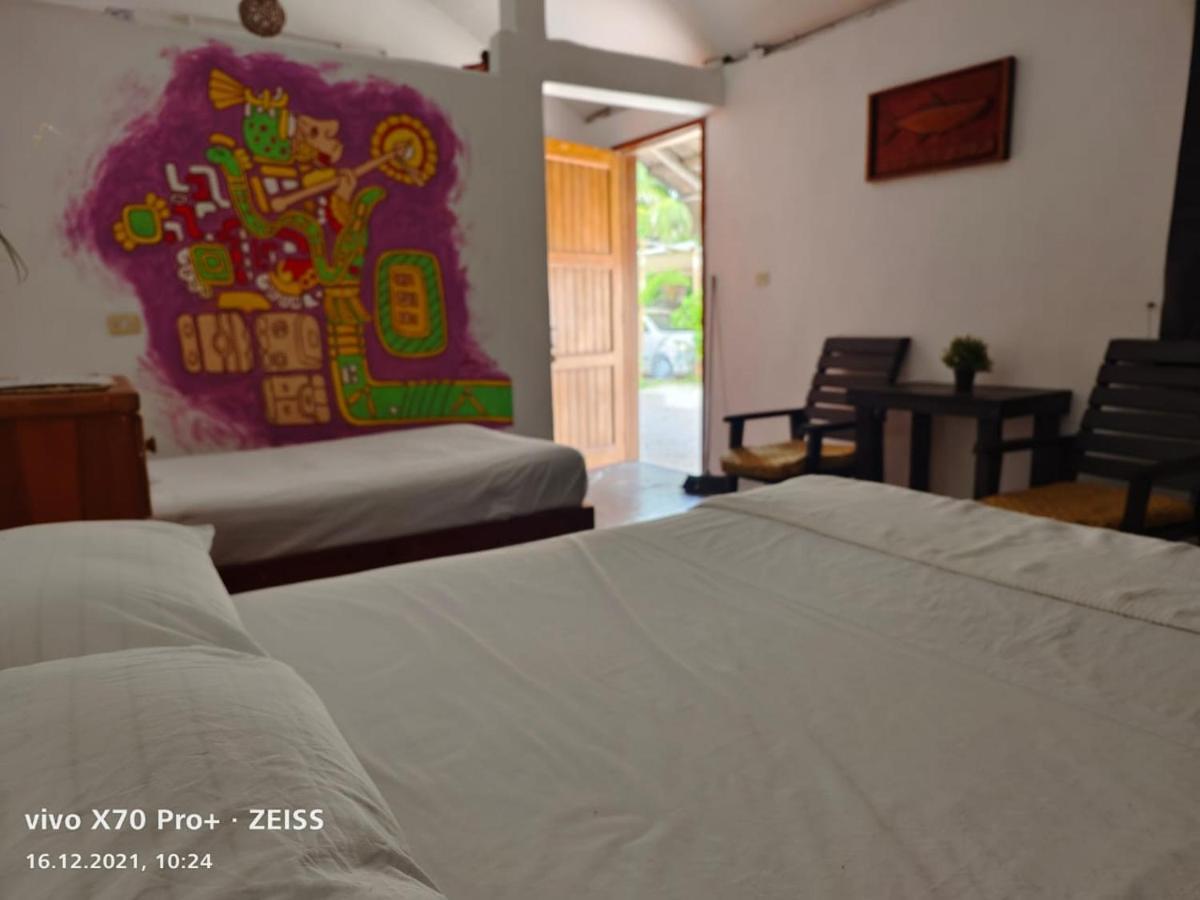 Lunazul Eco-Cabana Frente Al Mar Mahahual Εξωτερικό φωτογραφία