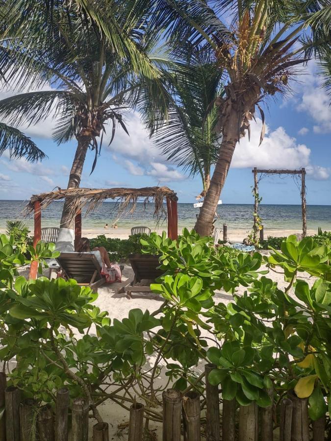 Lunazul Eco-Cabana Frente Al Mar Mahahual Εξωτερικό φωτογραφία